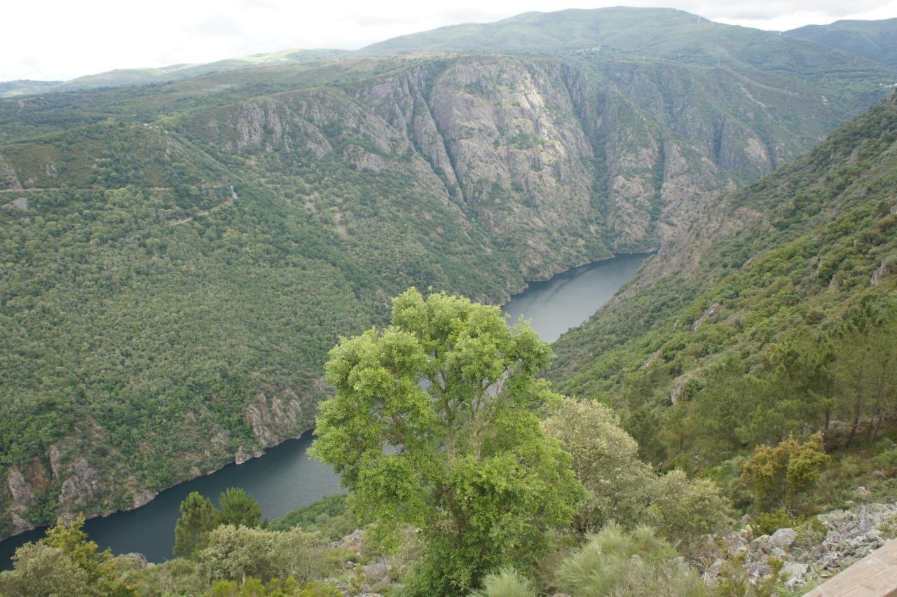 O Muino Casa Ferrador Ribeira Sacra Apartment Barantes Exterior photo