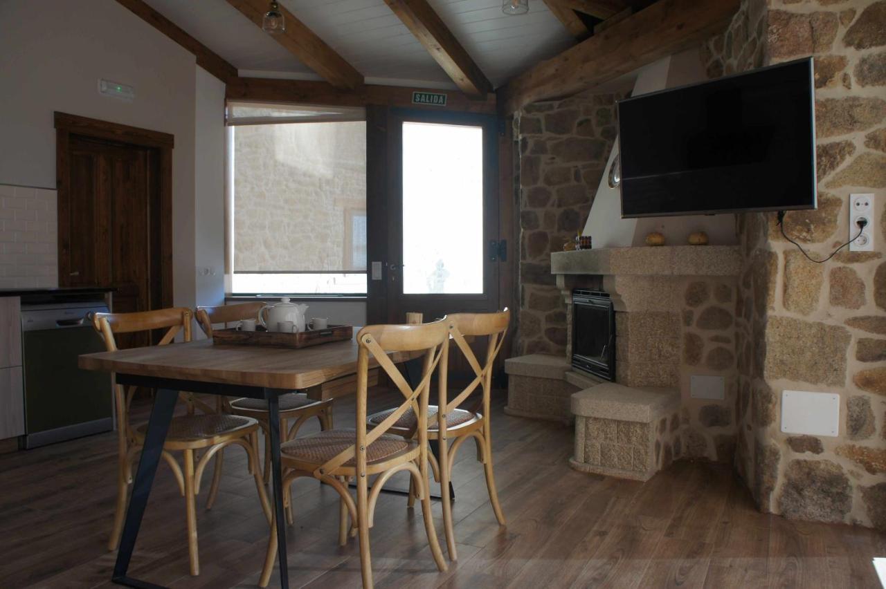 O Muino Casa Ferrador Ribeira Sacra Apartment Barantes Exterior photo