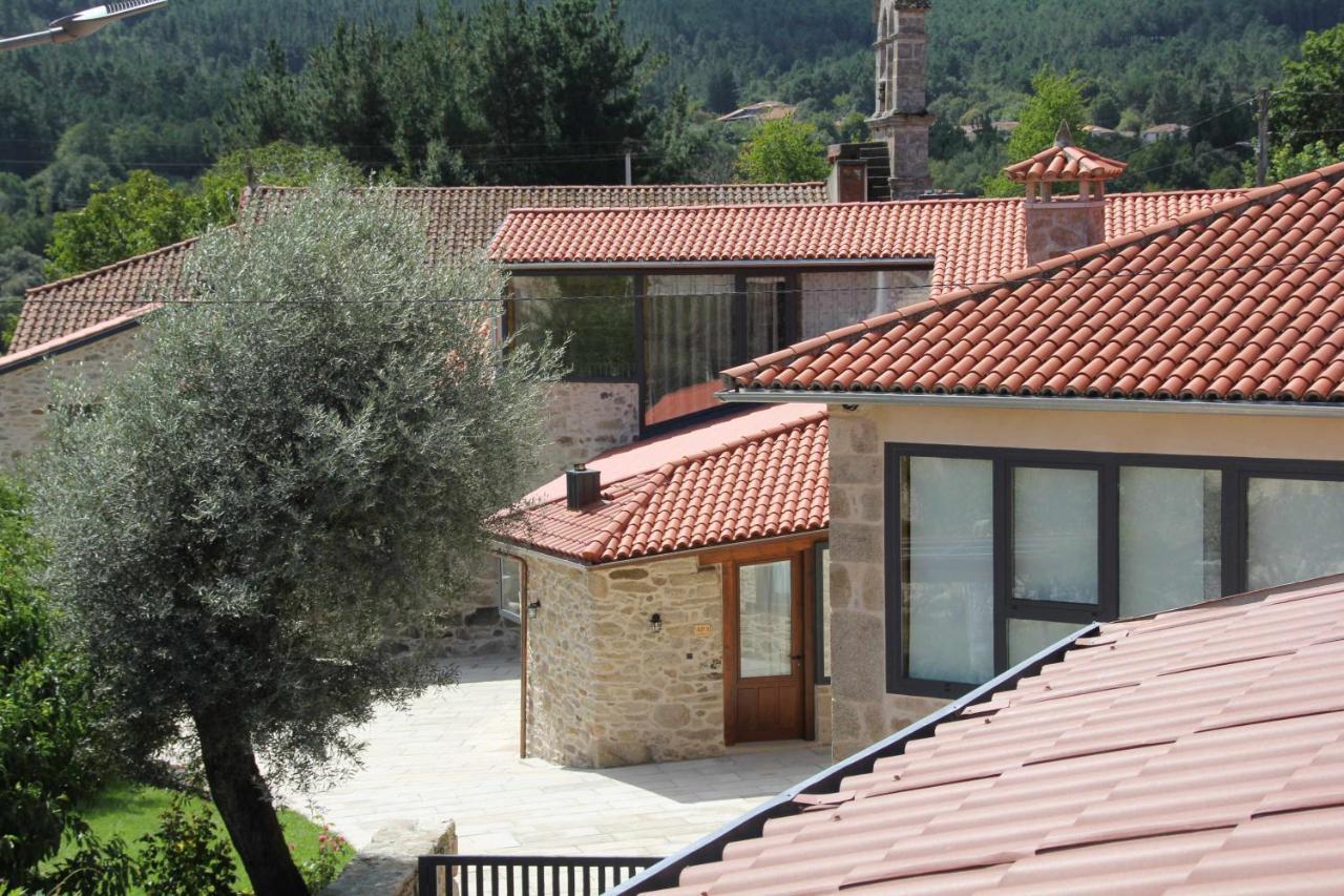 O Muino Casa Ferrador Ribeira Sacra Apartment Barantes Exterior photo